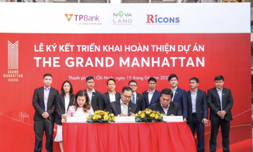 The Grand Manhattan được hỗ trợ để tiếp tục thi công